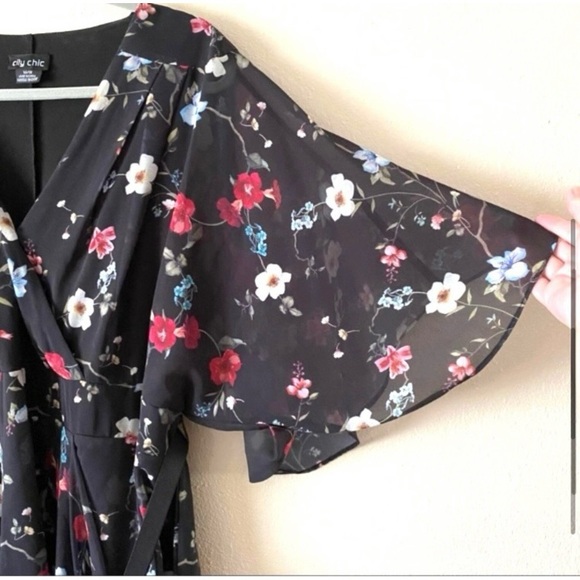 City Chic Floral Allure Chiffon Faux Wrap Drape Batwing Plus Dress Size 18 - Picture 5 of 15
